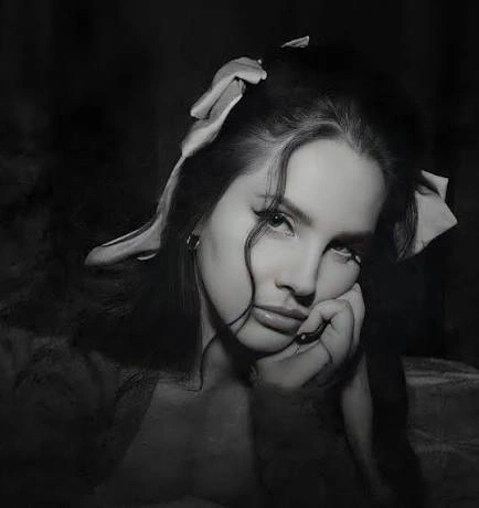 Lana Del Rey PFP