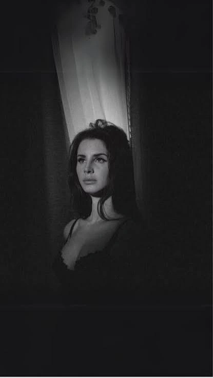 Lana Del Rey PFP