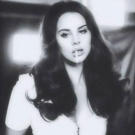 Lana Del Rey PFP