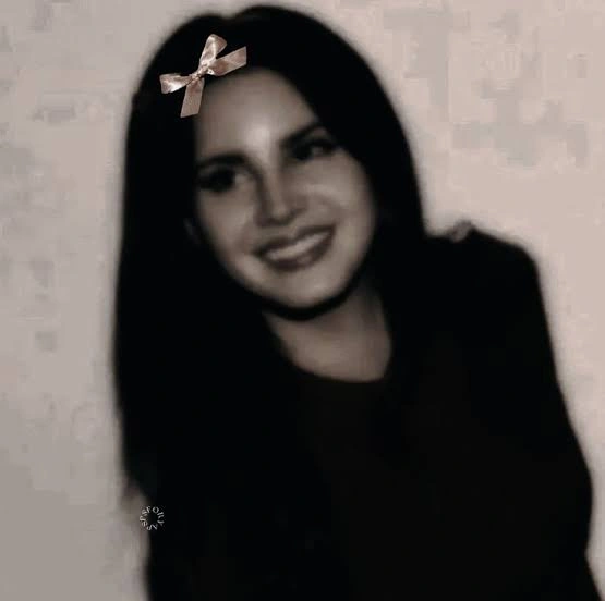 Lana Del Rey PFP