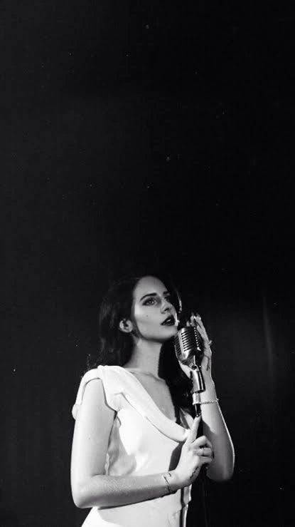 Lana Del Rey PFP