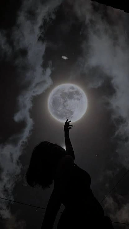 Moon PFP