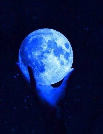 Moon PFP