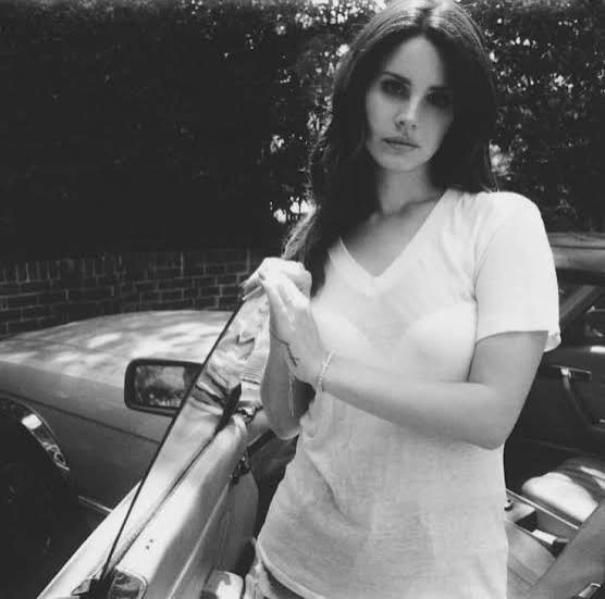 Lana Del Rey PFP